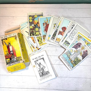 Vintage Rider Waite Tarot Deck: 1970s RWS, Complete