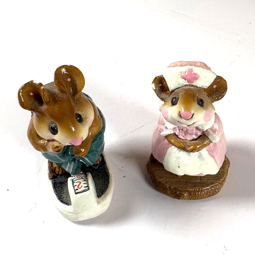 ネズミの陶器フィギュア多数セットWeeForestFolk il_1080xN.6812421070_k66m.jpg