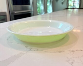 Teglia per torte vintage Pyrex verde lime da 23 cm, anni '50, articoli da cucina.