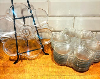 8 Cambridge Oyster Plates, Heavy Glass, Vintage , 1950s Seafood Platter Serving Dish, 10" diameter