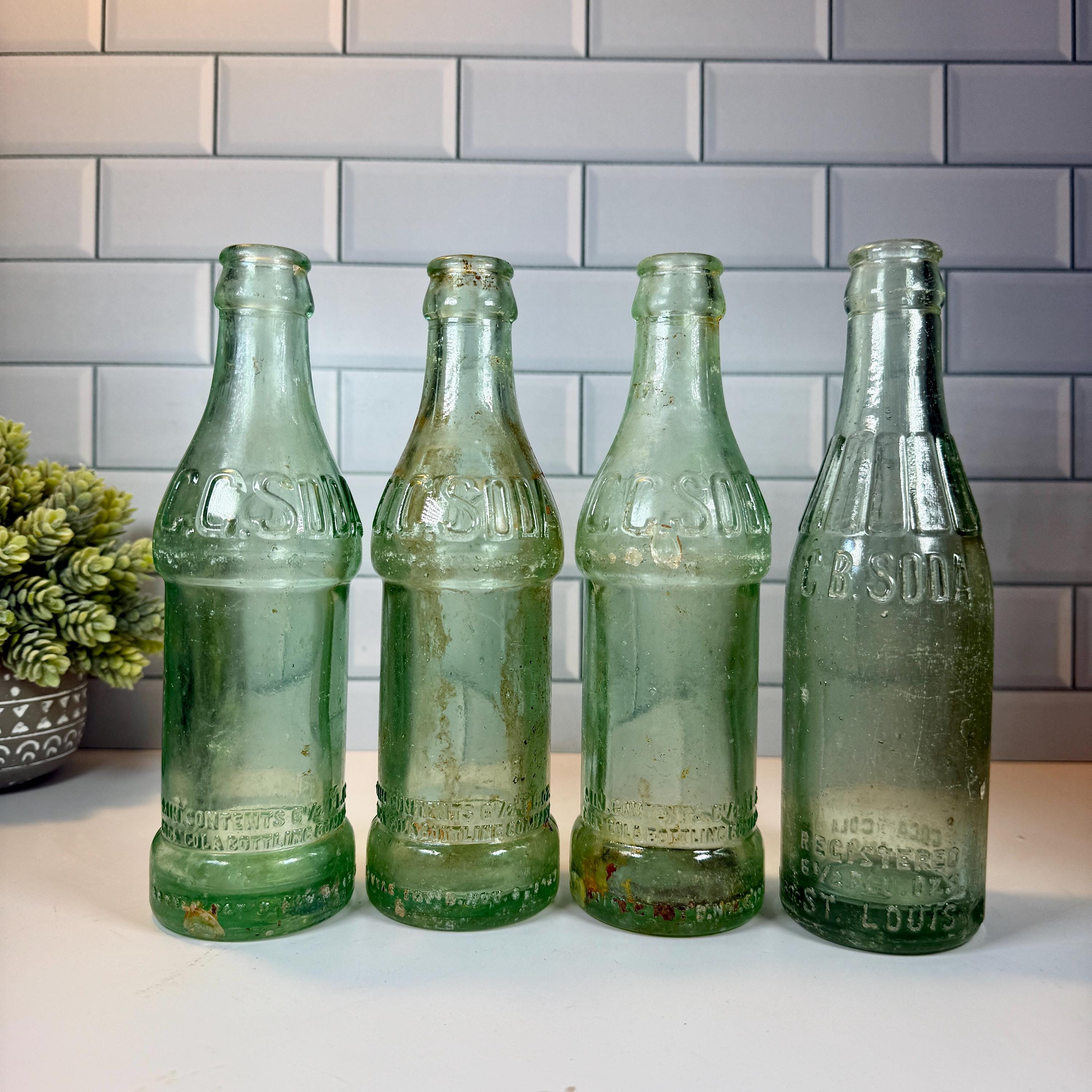 Botellas antiguas de refresco C.C. y C.B., Cairo, Illinois y St. Louis,  Missouri, década de 1920 - Etsy México, image size:3000x3000