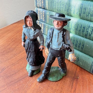 Vintage Hand-Painted Cast Iron Amish Couple Figurines (5&quot; Tall)