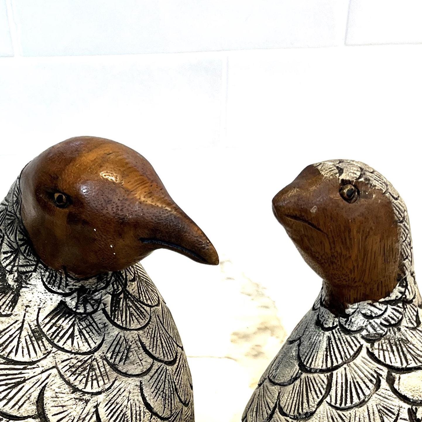 手彫りの木製ホロホロ鳥彫刻：タイの民芸品ペア - Etsy 日本