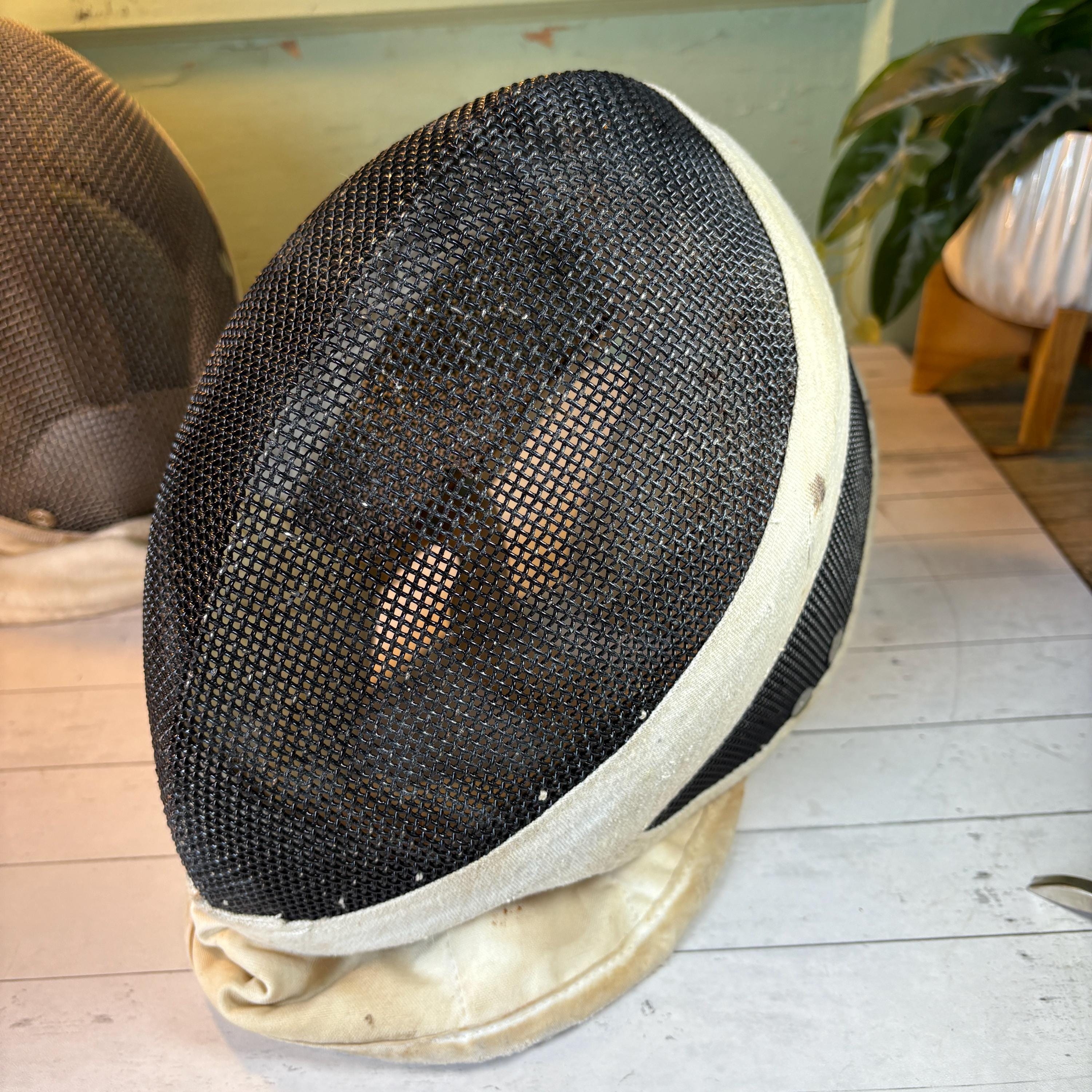 Ancien Casque D'escrime Français Noir - Idéal Pour Déco Ou Lampe