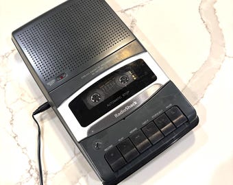 Vintage Portable Cassette Tape Recorder Player CTR-111 Radio Shack