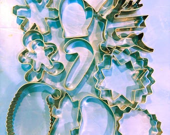 Cortadores de galletas de metal vintage: Juego de 26 unidades con motivos navideños e invernales.