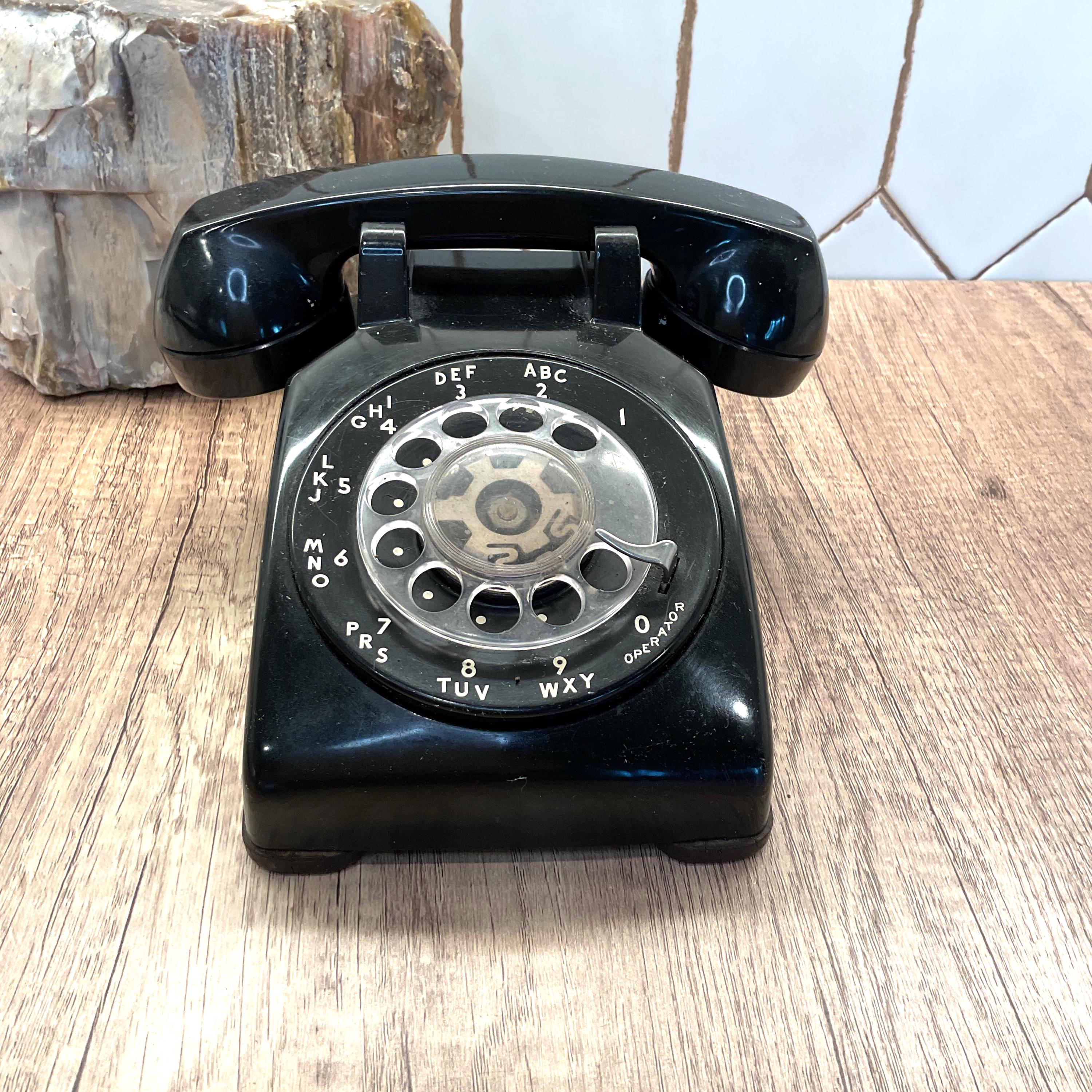 Vintage Black Rotary Phone - Bell System / Western Electric - No Cords