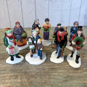 Vintage Dept 56 Dickens&#39; Village Figurine: Retired Hand-Painted Ceramic Christmas Village Accessory