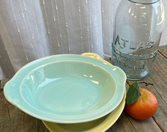 Lu-Ray Vintage oval bowls, Pastel Yellow, Pastel Blue, 1940's diner, Mid-century collectables, sold separately. FREE SHIPPING GUARANTEE