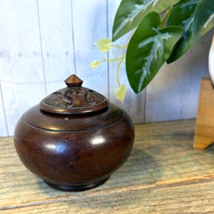 Vintage Carved Wood Lidded Box: African Trinket Bowl