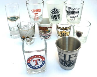 12 vintage Texas souvenir shot glasses, various.  FREE SHIPPING GUARANTEE