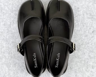 SamKuls Women's Tabi Shoes, Black Tabi Mary Jane Shoes, French Foldable Women's Shoes, Split Toe Ballet Flats, Mary Janes with Straps