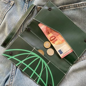 Organizador de pancartas hecho a mano: solución de almacenamiento para la oficina en casa