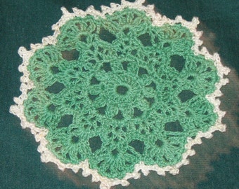 Crochet Cotton Doily, 5", green with white trim round