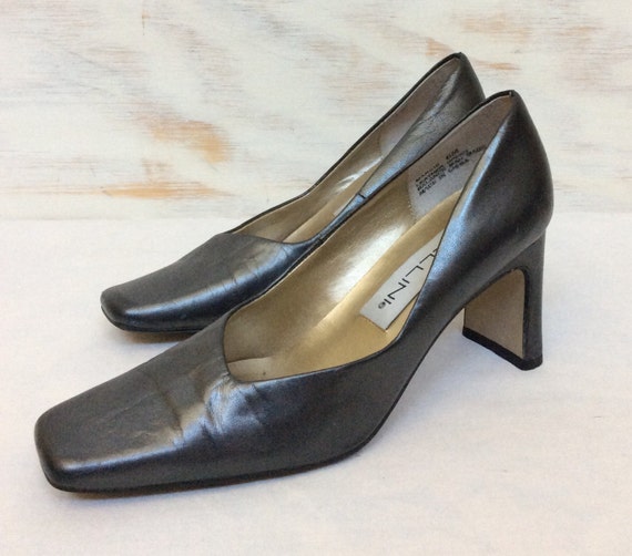 pewter pumps