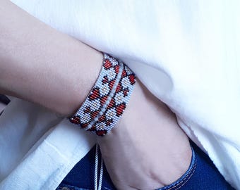 Pulsera de cuentas Miyuki: delicada joyería tejida estilo bohemio
