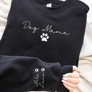 Benutzerdefiniertes Hundemama-Sweatshirt, einzigartiges Muttertagsgeschenk, neuer Hundebesitzer-Geschenk, personalisiertes Hundemama-Geschenk, Hundename-Pullover, Geschenk für sie