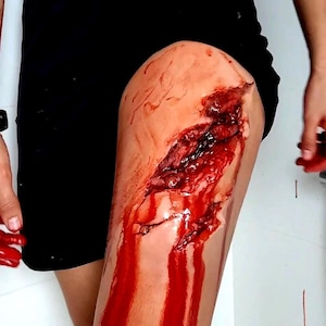BLÖDANDE SÅR Inkapslad silikonprotes - Special FX Cosplay