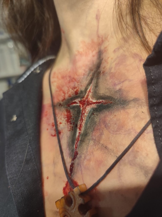 Latex Cross Wound Prosthetic Adult Flesh Latex Cross Wound Prosthetic Adult Flesh