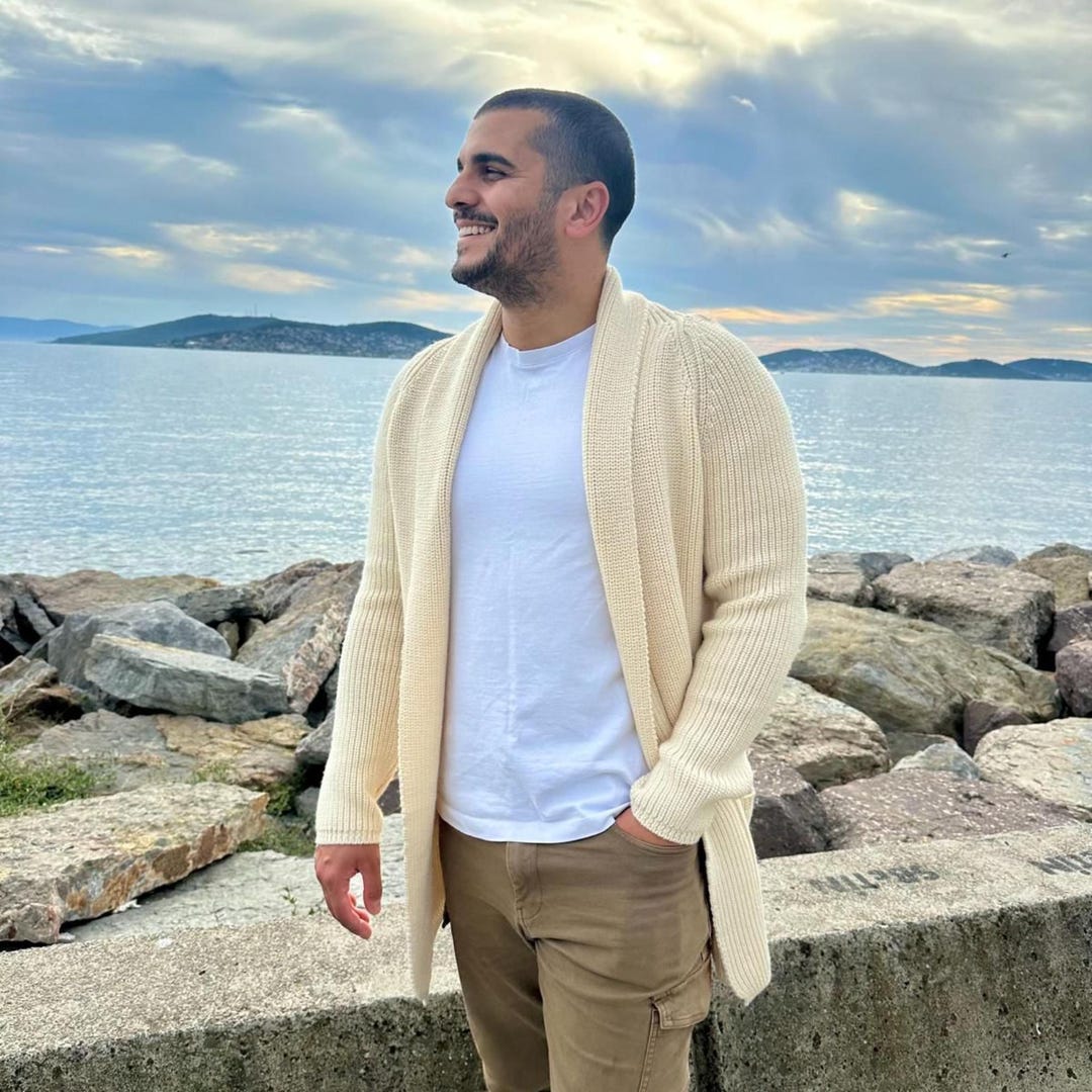 Oversised Men's Seasonal Cardigan with Zipper main image 0