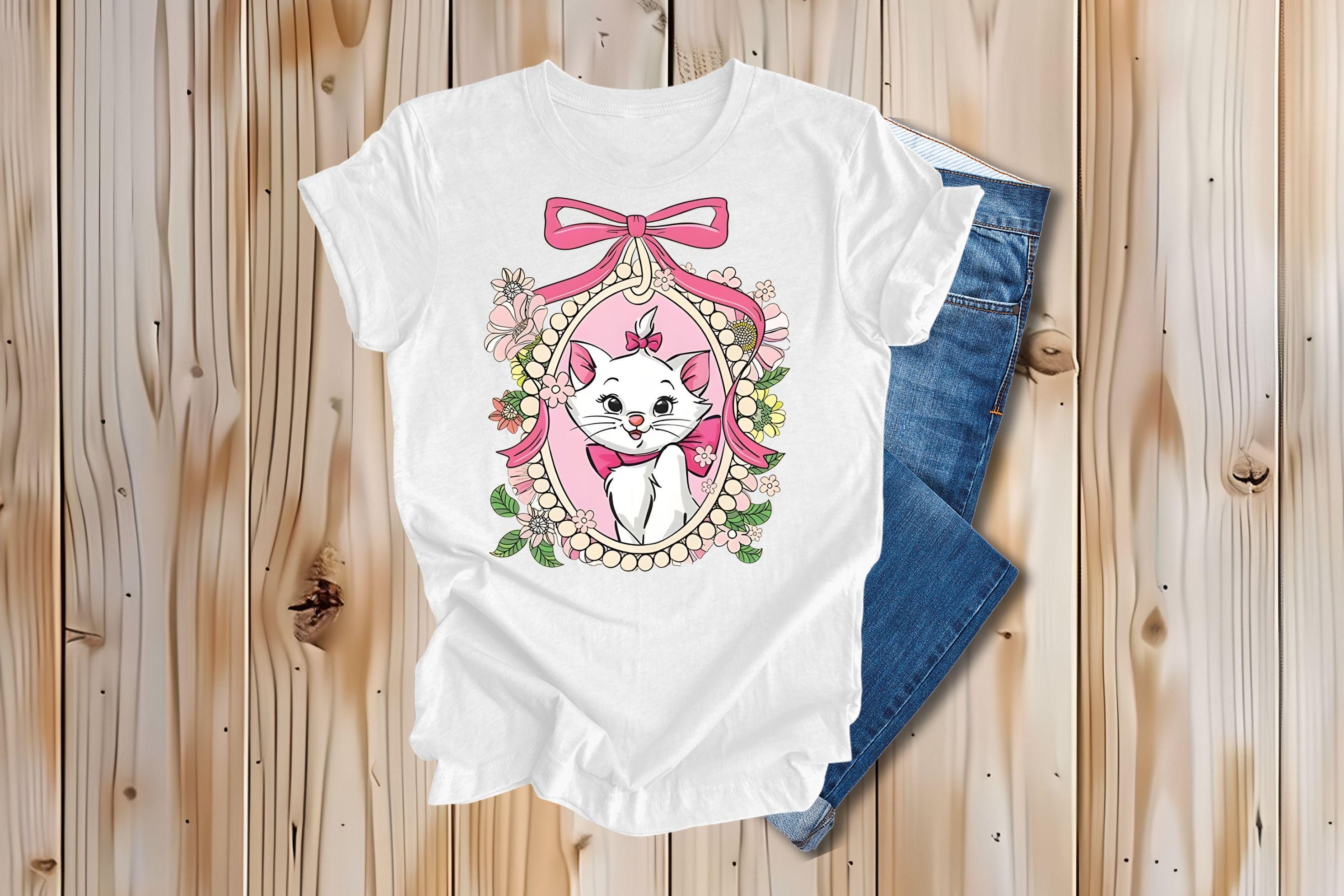 Camisa de Marie de Los Aristogatos de Disney con lazo coquette, camisa de Disney con lazo coquette, camisa de Disney Girl Trip, camisa de cumpleaños de Marie Girly Coquette