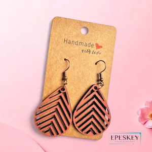 Holzohrringe mit Blattdesign, lasergeschnitten, natürlicher und minimalistischer Stil, ultraleicht, umweltfreundlicher handgefertigter Schmuck