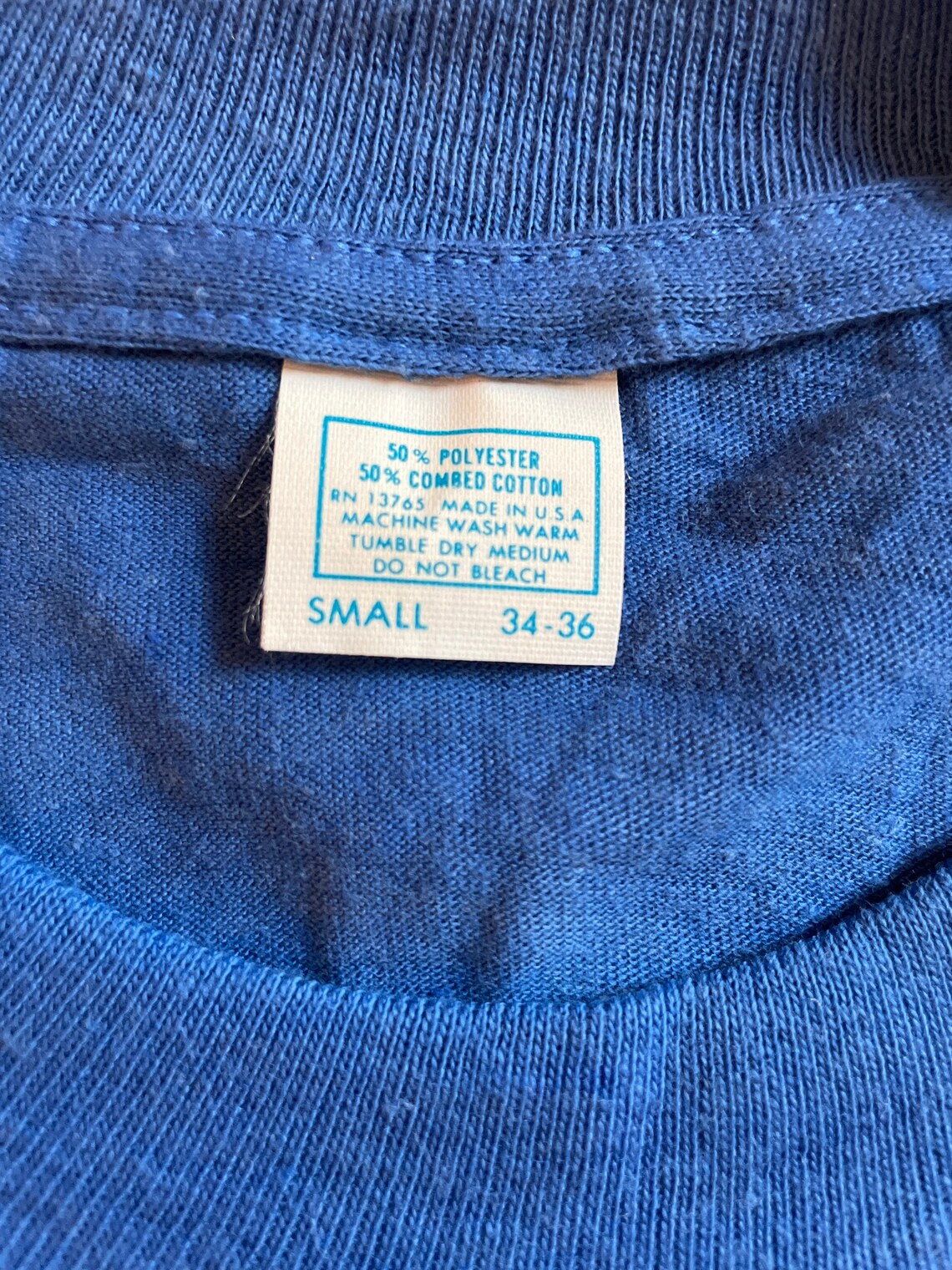 Vintage 70s 17.75x27 RN 13765 // Fruit of the Loom // Screen Stars