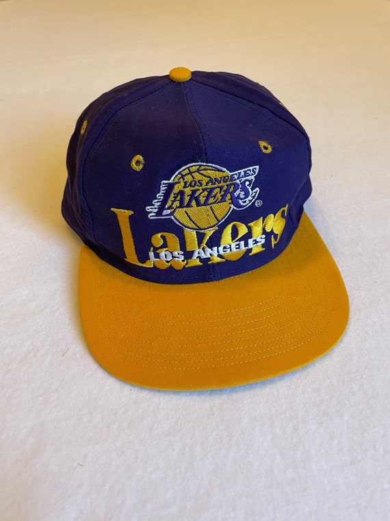 90s RARE LA Lakers Limited Edition Official NBA Sn