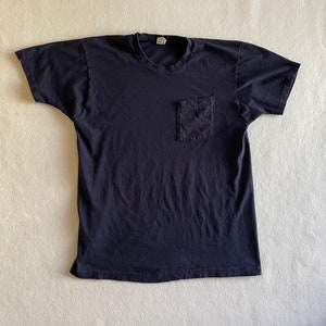 Vintage 80s Navy Fruit of the Loom Blank Pocket Selvedge T Shirt Single Stitch