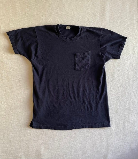 Vintage 80s Navy Fruit of the Loom Blank Pocket Selvedge T Shirt 