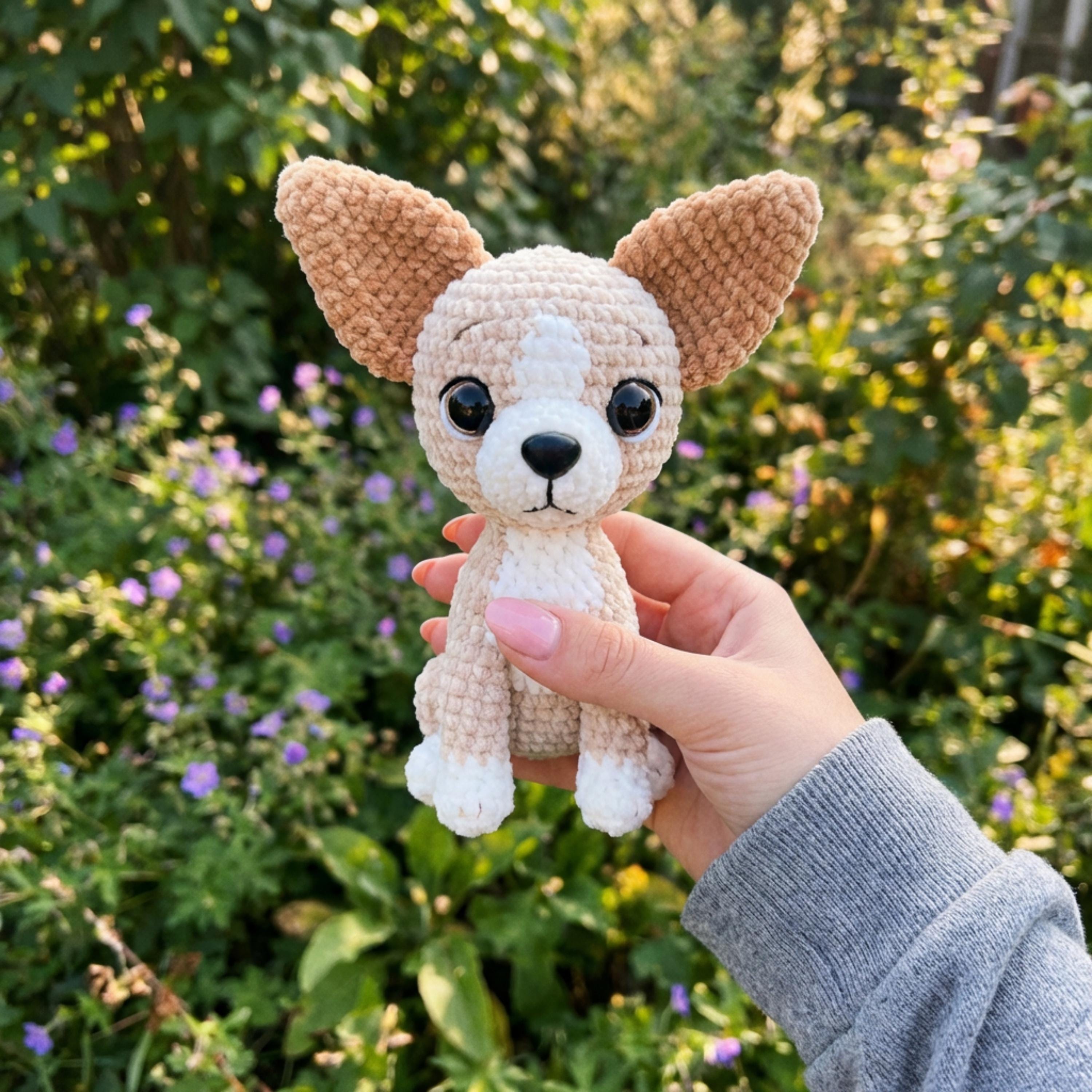 31 Chihuahua Crochet Patterns to Stitch Tiny Dogs, Gifts, and Display Pieces 26 Chihuahua Amigurumi Crochet
