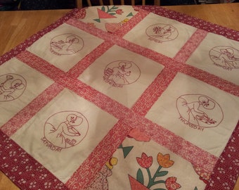 Seven Days of Sunbonnet Sue in Redwork Lap Quilt