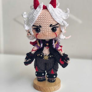 Muñeca Genshin de ganchillo personalizada, felpa Arataki Itto, muñeca Itto Arataki, juguete de personaje Varka Flint Lohen Linea, decoración de Halloween