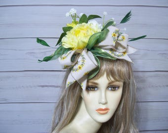 Yellow ladies Fascinator with Bees, Kentucky Derby Hat, Wedding, Mother's Day, Garden Party, Easter