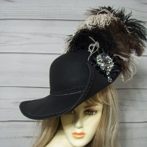 Ladies Black Cavalier Hat, Pirate Hat, Black Renaissance Hat, 17th Century Black Hat, 3 Musketeer Hat