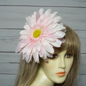 Pink Daisy Flower Fascinator Kentucky Derby Flower Fascinator Hat, 8 Inch Daisy Flower, Easter Daisy Hair Clip, Mothers Day Flower Clip