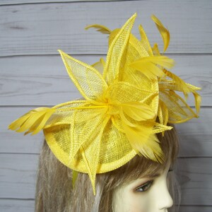 Ladies Yellow Fascinator Hat, Kentucky Derby Fascinate Hat, Easter Hat, Garden Tea Party Headpiece, Ascot Horse Racing, USA Seller