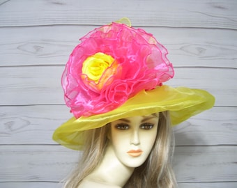 Gul och rosa hatt Kentucky Derby-hatt, påskhatt, morsdagshatt, bröllopshatt, hästkapplöpningshatt, Belmont, Preakness-hatt