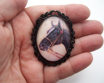 Horse Pin, Equestrian Horse Pin, Horse Cameo Pin Brooch, Kentucky Derby Horse Pin, Victorian Horse Pin, Sweater Pin, 3 COLOR Setting Choice