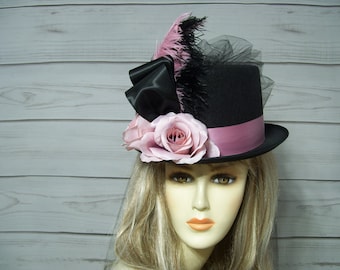 Svart höghatt med rosa rosor för damer, Stevie Nicks-inspirerad hatt, KentuckyDerby, Ascot, Belmont, viktoriansk Dickens-festivalhatt, 22,5"