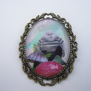 Alice in Wonderland Cameo Pin Twiddle Dee Cameo Pin, Teatime Pin, 3 COLOR Setting Choice