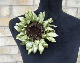 Sunflower Hat Pin, Large Sunflower Brooch, Green Sunflower Pin, Tea Party Flower, Other colors available, USA Seller