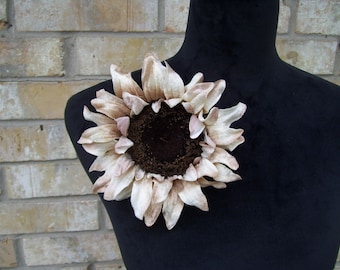 Velvet Sunflower Hat Pin, Large Sunflower Brooch, Ivory Sunflower Pin, Tea Party Sunflower Pin, Coat Flower Pin