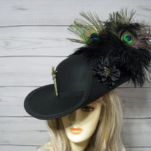 Black Cavalier Hat Sword Black Pirate Hat Renaissance Hat 17th Century Black Hat 3 Musketeer Hat Peacock Feathers