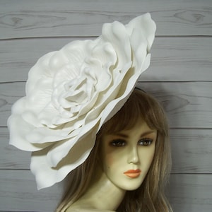 16" White Rose Kentucky Derby Fascinator Hat, Wedding Rose Fascinator, Tea Party Fascinator, Alice In Wonderland