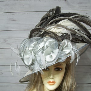 Ladies Kentucky Derby Feather Hat, Gray Sinamay Hat, Wide Brim Hat, Church Hat, Ascot Headpiece Hat, Belmont, Car Show