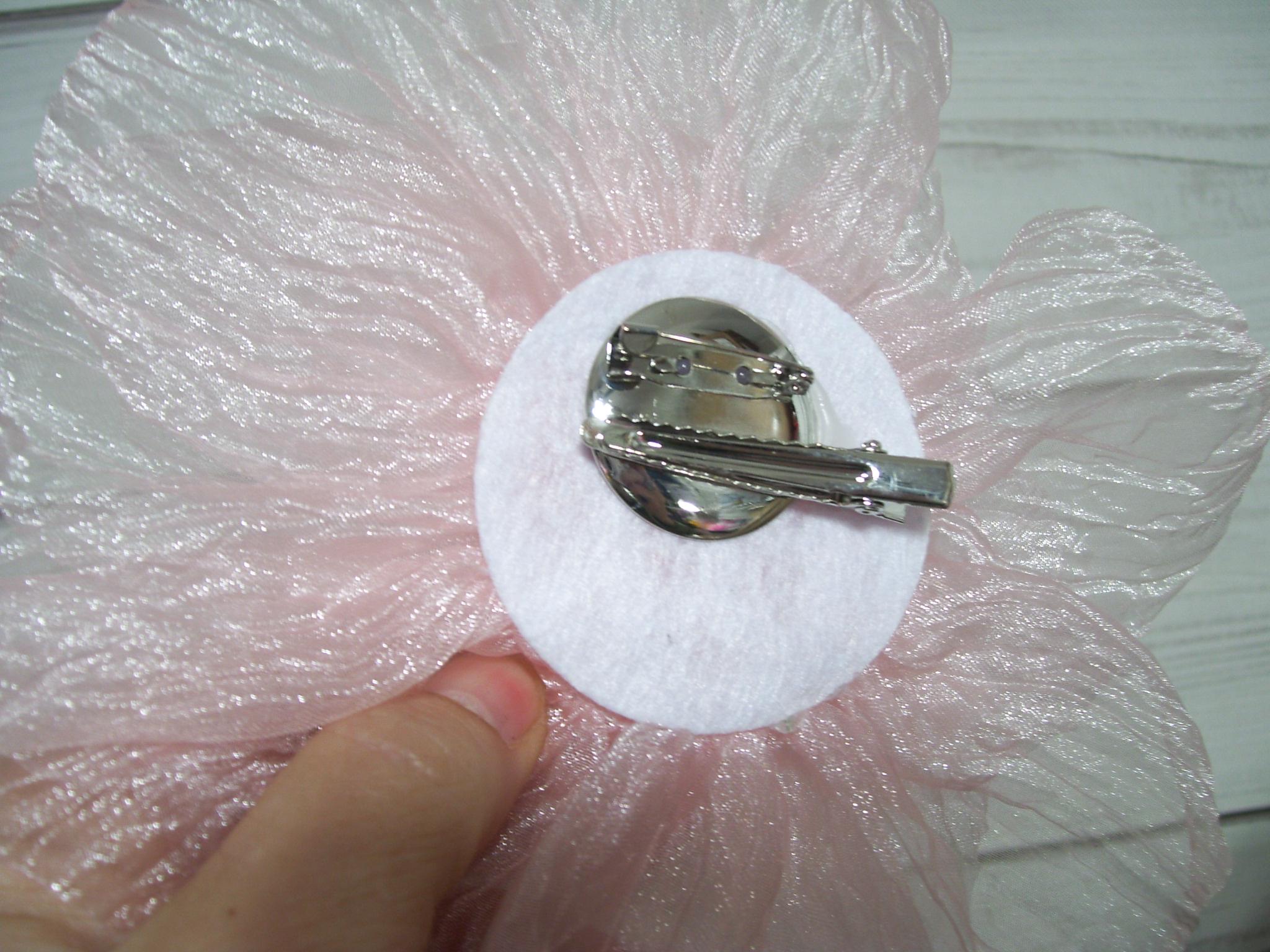 美品⭐︎フラワー装飾付きピンクハット 7インチ ピンク フラワー ファシネーター、フラワー ピン