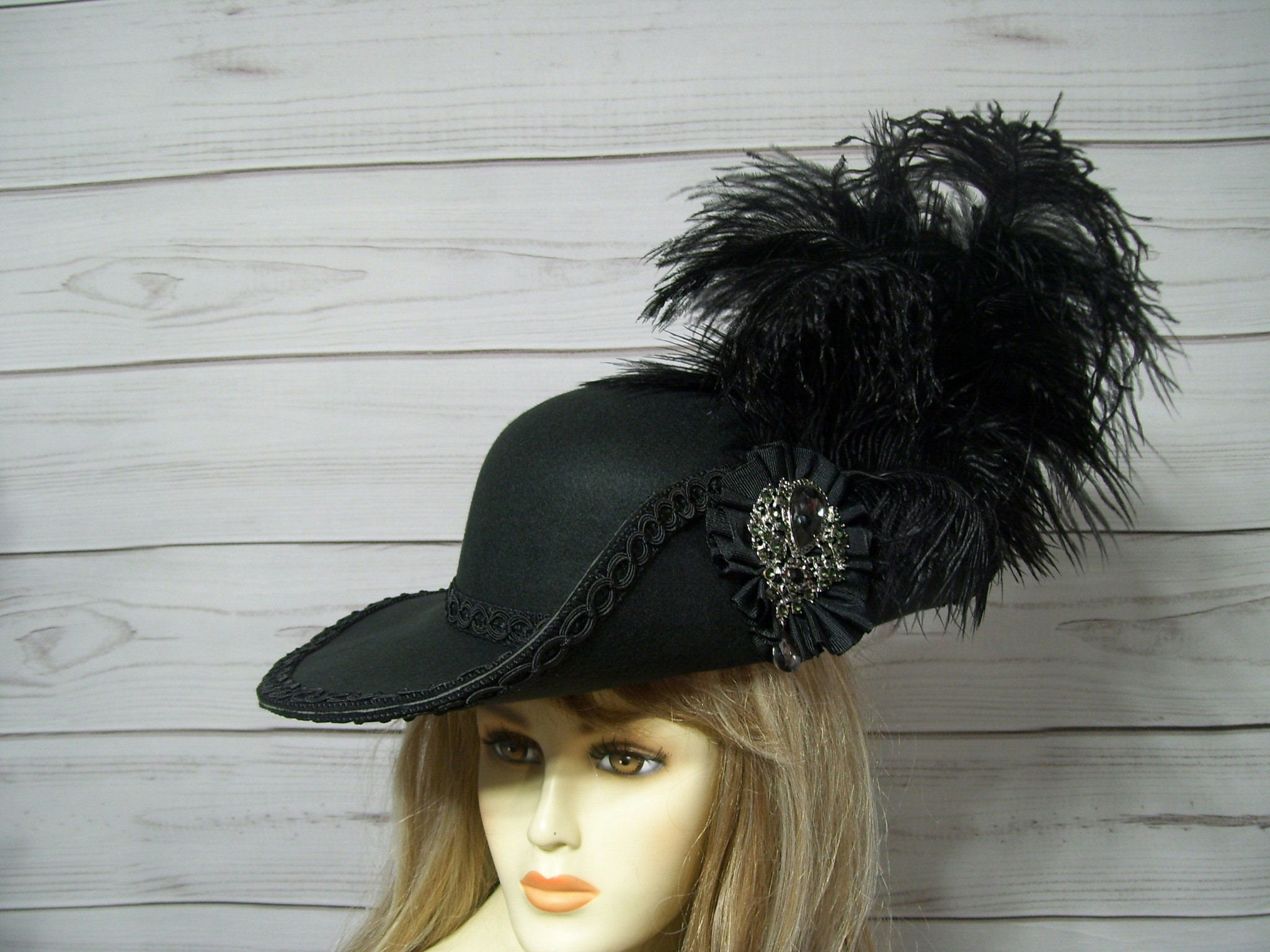 黒騎士の帽子、黒海賊の帽子、黒ルネッサンスの帽子、17世紀の黒帽子