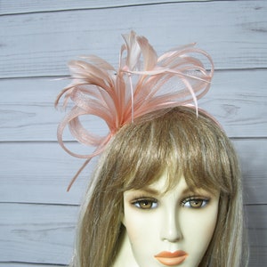 Pretty Peach Wedding Fascinator, Kentucky Derby Fascinator Hat, Easter Hat, Mothers Day Fascinator, Garden Party Tea