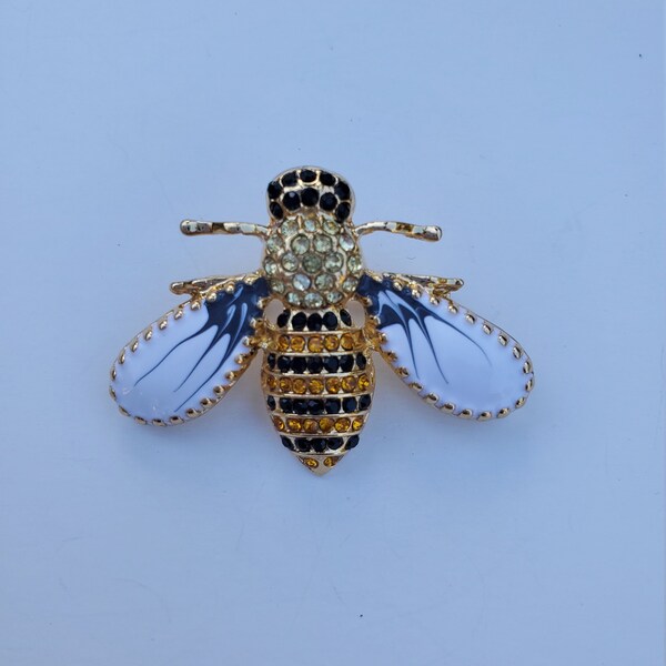 Bee Lapel Pin - Etsy